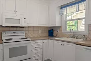 340 Mountain View Rd, King, NC 27021 - Photo 10