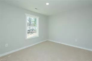 559 Pinnix Rd, Burlington, NC 27217 - Photo 12