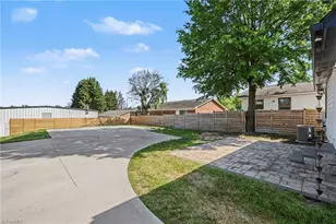 6 E Sunrise Ave, Thomasville, NC 27360 - Photo 28