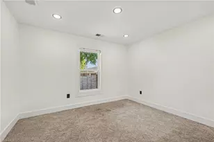 6 E Sunrise Ave, Thomasville, NC 27360 - Photo 16