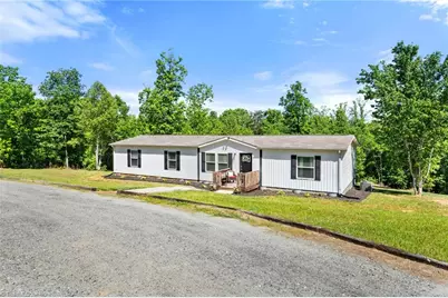 215 Lester Price Road, Stoneville, NC 27048 - Photo 2