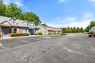 1919 Boulevard St, Greensboro, NC 27407 - Photo 2