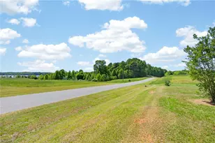 605 Walter Meadows Rd, Randleman, NC 27317 - Photo 6