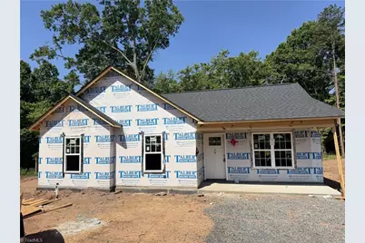 325 Price Street, Eden, NC 27288 - Photo 1