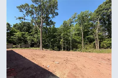 325 Price Street, Eden, NC 27288 - Photo 12