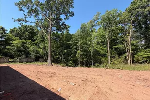 325 Price St, Eden, NC 27288 - Photo 12