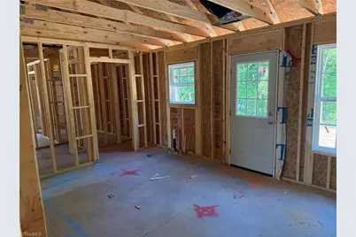325 Price Street, Eden, NC 27288 - Photo 2