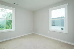 1016 Pinnix Rd, Burlington, NC 27217 - Photo 14