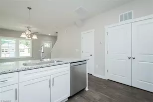 1016 Pinnix Rd, Burlington, NC 27217 - Photo 6