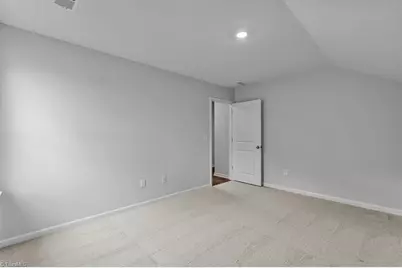 4532 Hanes Lake Drive, Winston-Salem, NC 27106 - Photo 38