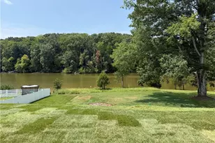 4532 Hanes Lk Dr, Winston-Salem, NC 27106 - Photo 2