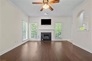 3240 Cheswick Dr, Greensboro, NC 27410 - Photo 6