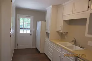 661 Runningbrook Ln, Rural Hall, NC 27045 - Photo 10