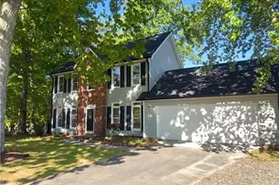 8988 Stamford Club Ct, Rural Hall, NC 27045 - Photo 2