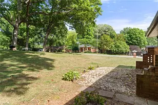 4918 Starmount Dr, Greensboro, NC 27410 - Photo 30