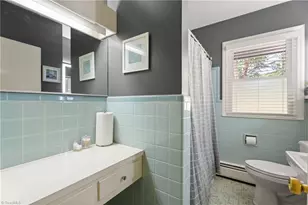 4918 Starmount Dr, Greensboro, NC 27410 - Photo 22