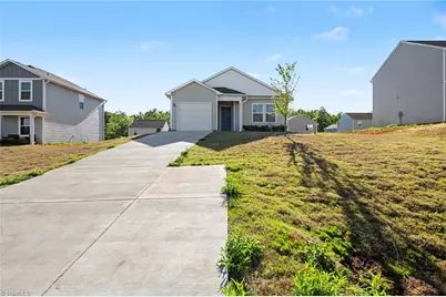 331 Peacock Circle, Lexington, NC 27292 - Photo 32