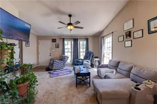 1852 Burch Run Dr, Burlington, NC 27217 - Photo 8