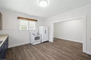 612 Morehead St, Eden, NC 27288 - Photo 16