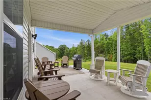 633 Mahogany Dr, Thomasville, NC 27360 - Photo 24