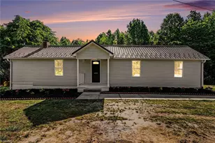 4900 Day Ct, Walkertown, NC 27051 - Photo 2