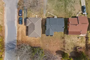 1702 Eastwood Ave, Greensboro, NC 27401 - Photo 10