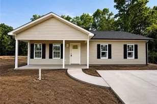 309 Price St, Eden, NC 27288 - Photo 1
