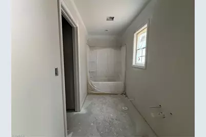 309 Price Street, Eden, NC 27288 - Photo 6