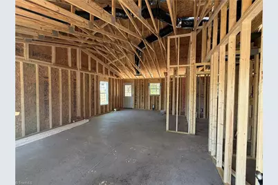 309 Price Street, Eden, NC 27288 - Photo 2