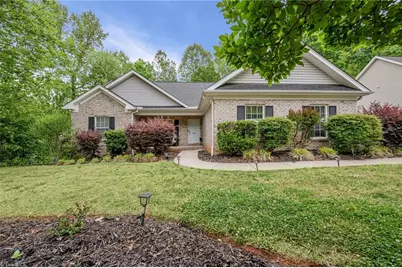 7704 Perthshire Drive, Oak Ridge, NC 27310 - Photo 2