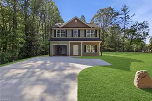 610 A Franklin Blvd, Greensboro, NC 27401 - Photo 2