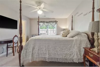 3027 Maple Avenue #D2, Burlington, NC 27215 - Photo 22