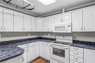 104 Windover Dr, Pinnacle, NC 27043 - Photo 28