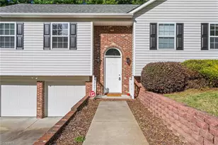 2013 Priya St, Thomasville, NC 27360 - Photo 38
