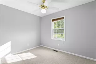 2013 Priya St, Thomasville, NC 27360 - Photo 22