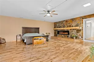 552 Dirt Nose Dr, Sparta, NC 28675 - Photo 14