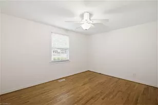 2012 Bluemont Dr, Greensboro, NC 27408 - Photo 20