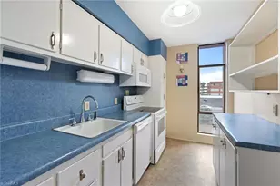 1101 Elm St, Greensboro, NC 27401 - Photo 26