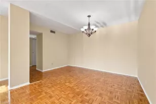 1101 Elm St, Greensboro, NC 27401 - Photo 8