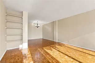 1101 Elm St, Greensboro, NC 27401 - Photo 14