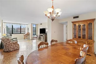 1101 Elm St, Greensboro, NC 27401 - Photo 16