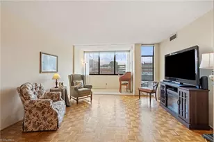 1101 Elm St, Greensboro, NC 27401 - Photo 20
