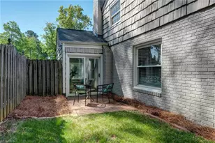 1304 Cornwallis Dr, Greensboro, NC 27408 - Photo 28
