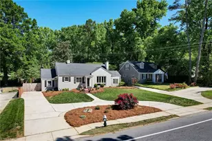 1304 Cornwallis Dr, Greensboro, NC 27408 - Photo 6
