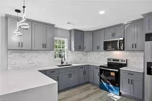718 James St, Burlington, NC 27217 - Photo 12