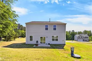 7451 Buckpasser Dr, Greensboro, NC 27455 - Photo 4