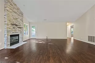 101 Glentower Dr, Greensboro, NC 27410 - Photo 4