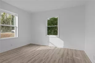 621 Sharpe Street E, Statesville, NC 28677 - Photo 8