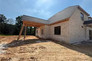 958 Medinah Dr, Winston-Salem, NC 27107 - Photo 4