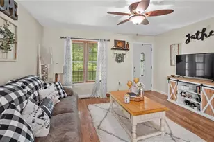 208 E Brown St, Randleman, NC 27317 - Photo 2